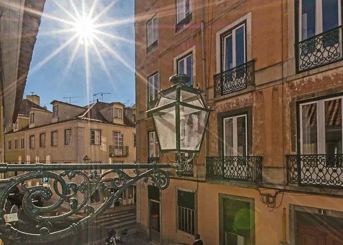 Live Like A Local @ Casa Da Esquina - Wifi & A/c * Lisboa