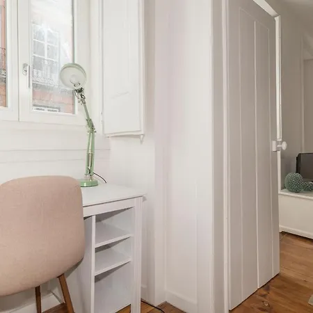 Апартаменты Live Like A Local @ Casa Da Esquina - Wifi & A/c *